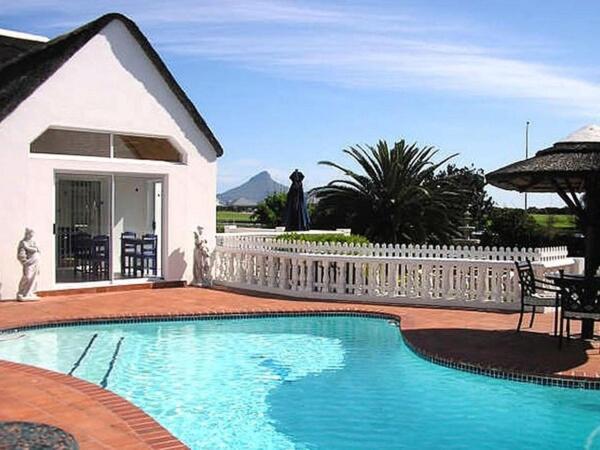 Lagoon Lodge Cape Town Bagian luar foto